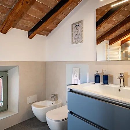 Fieno Attic Charme&relax Apartamento